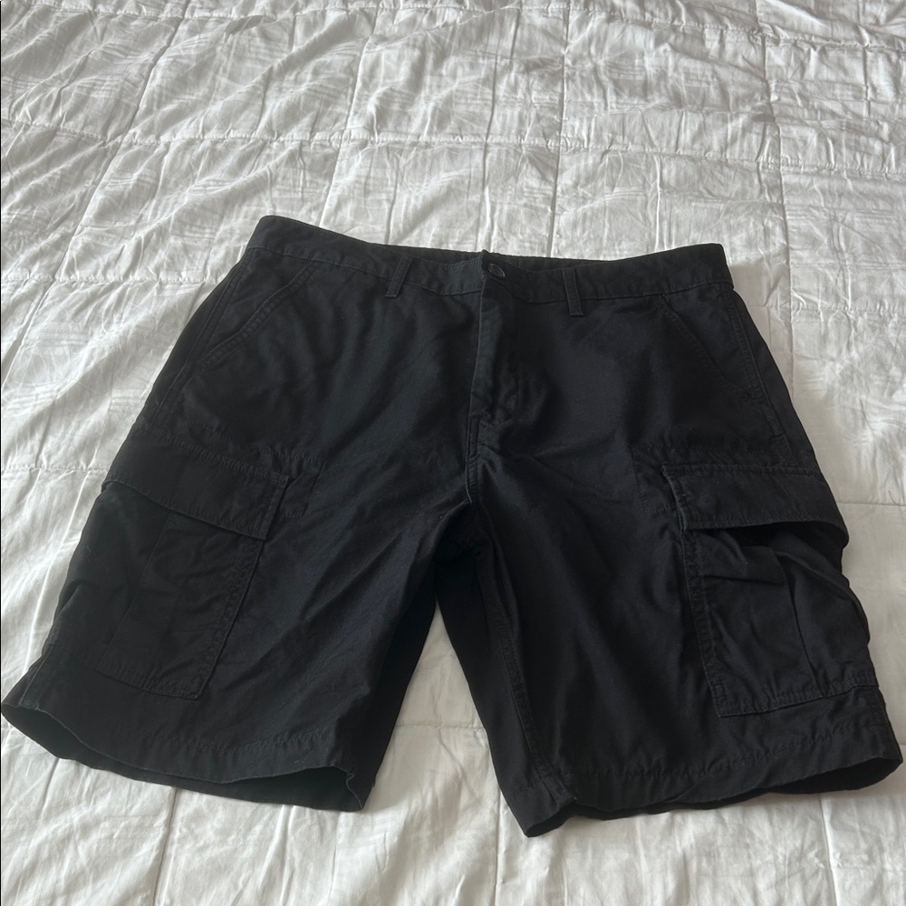Levi’s Men's Black Cargo Shorts